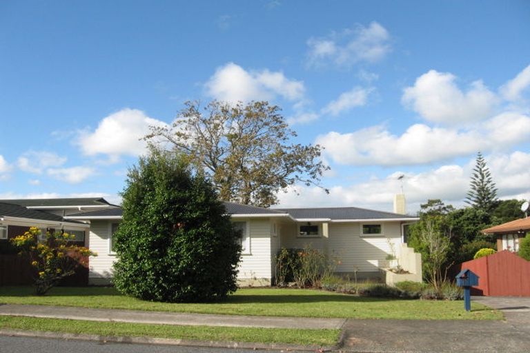 Photo of property in 6 Alton Terrace, Pakuranga Heights, Auckland, 2010