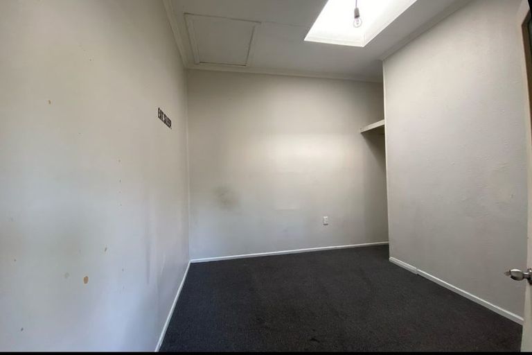Photo of property in 68 Chelwood Street, Takaro, Palmerston North, 4412