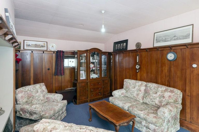 Photo of property in 35 Colenso Street, Sumner, Christchurch, 8081