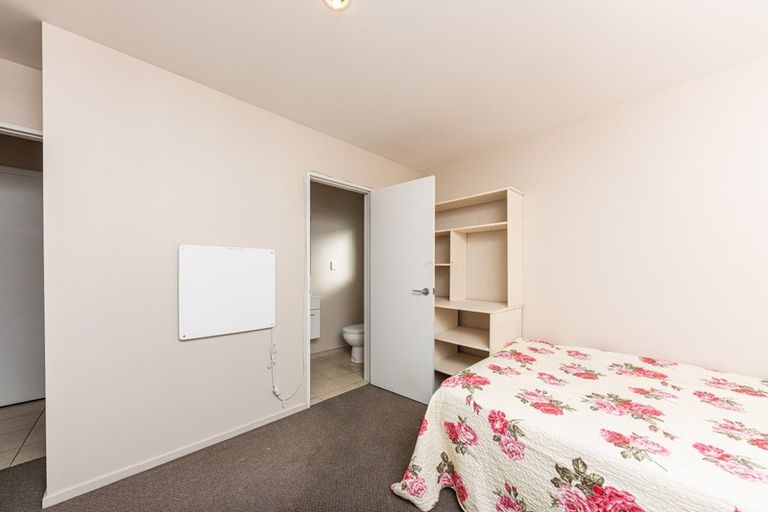 Photo of property in 55a Wharenui Road, Upper Riccarton, Christchurch, 8041