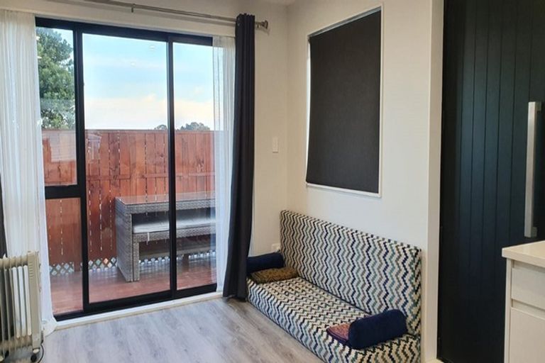 Photo of property in 91 Fairview Avenue, Fairview Heights, Auckland, 0632