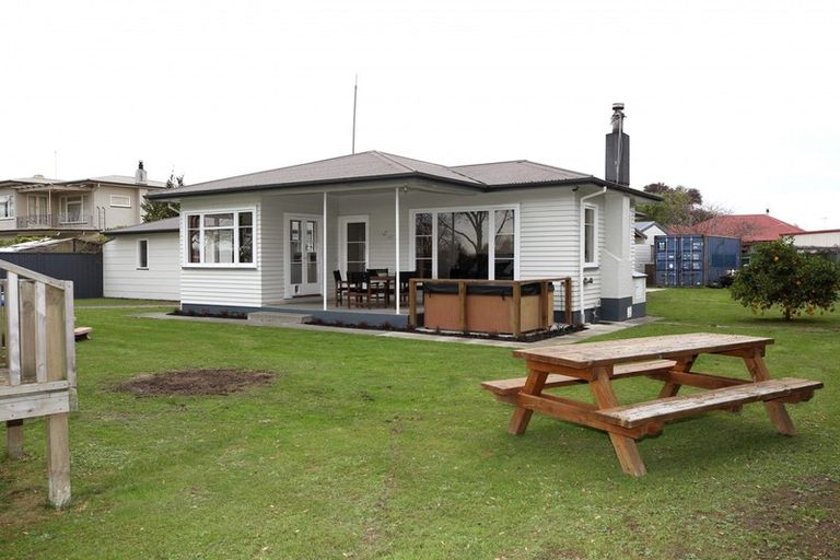 Photo of property in 710 Murdoch Road East, Akina, Hastings, 4122