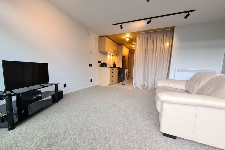 Photo of property in Vedado Apartments, 308/41 Hopper Street, Mount Cook, Wellington, 6011