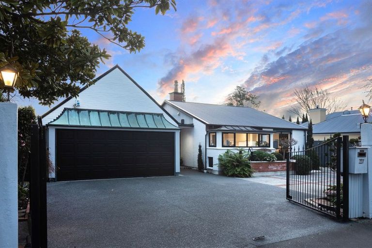 Photo of property in 227 Clyde Road, Burnside, Christchurch, 8053