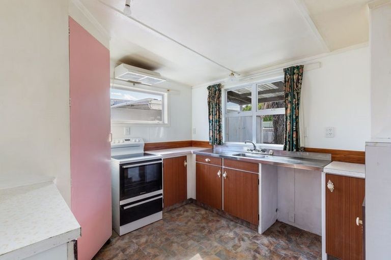 Photo of property in 90 Rangatira Drive, Mangakino, 3421