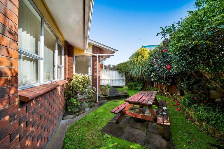 Photo of property in 3b Bideford Street, Brooklands, New Plymouth, 4310