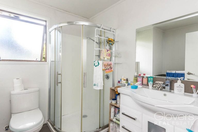 Photo of property in 80 Sunvue Road, Glen Eden, Auckland, 0602