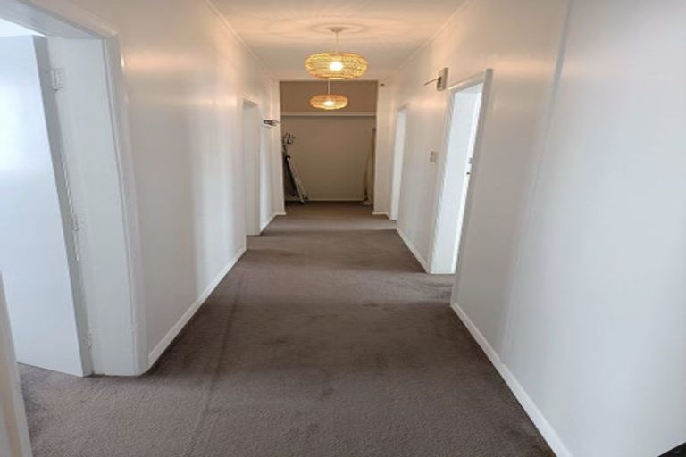 Photo of property in 24 Stoke Street, Newtown, Wellington, 6021