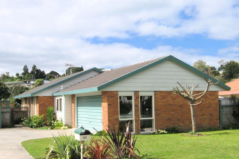 Photo of property in 23 Sunvale Place, Gate Pa, Tauranga, 3112