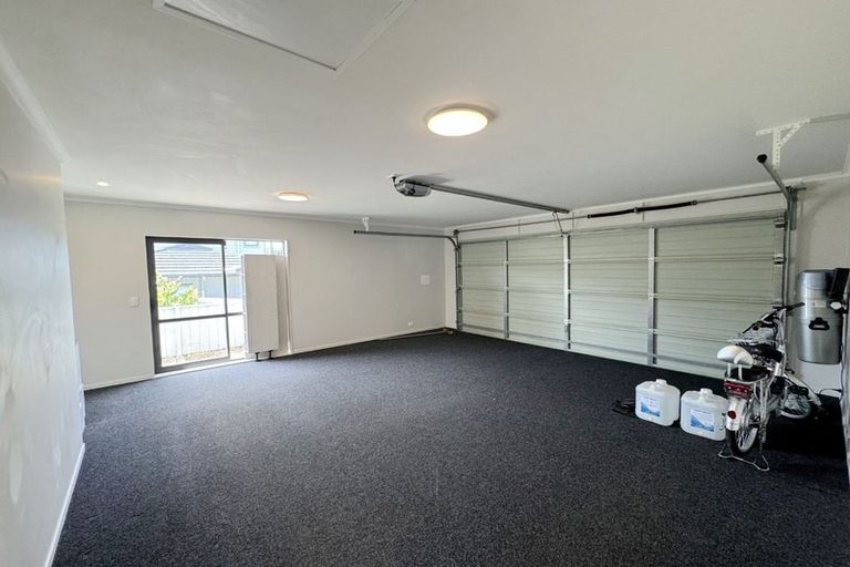 Photo of property in 11 Kaimanawa Road, Karaka, Papakura, 2113