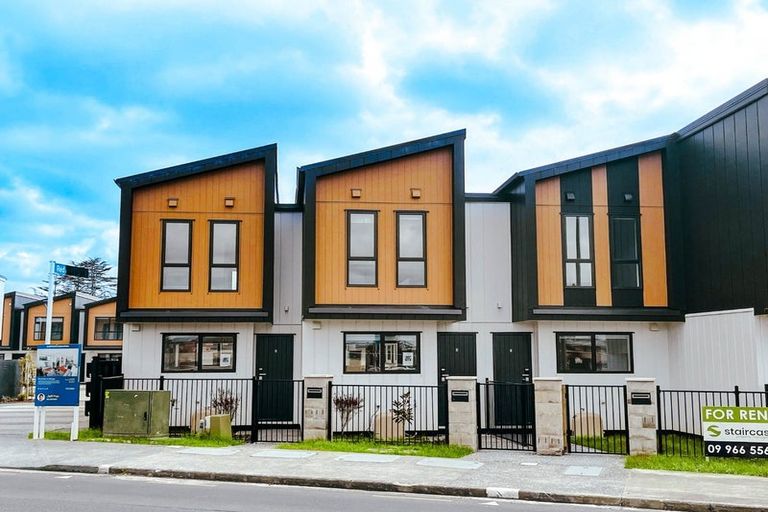 Photo of property in 3 Red Arches Road, Henderson, Auckland, 0610