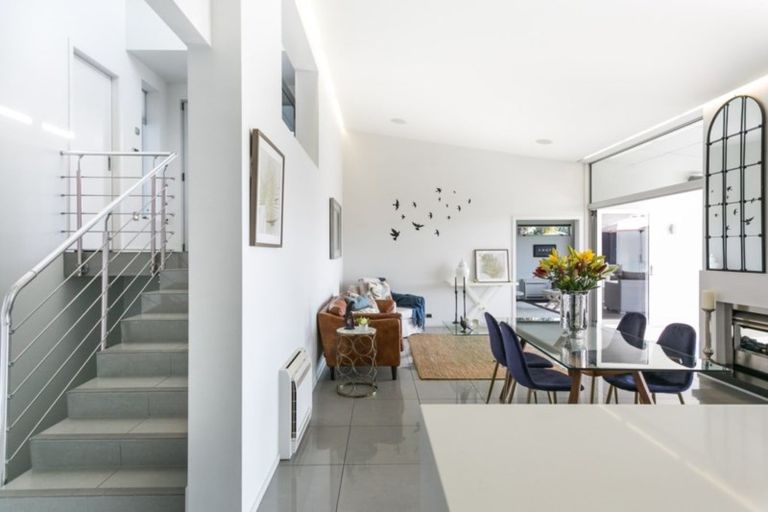 Photo of property in 54a Simla Terrace, Hospital Hill, Napier, 4110