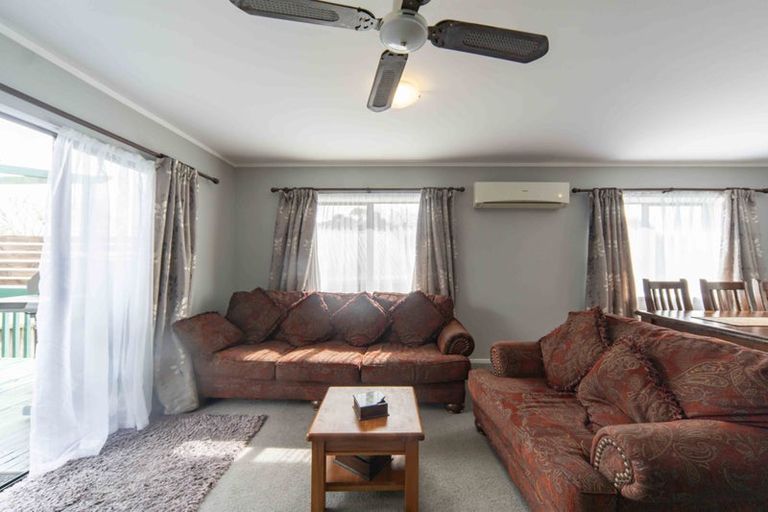 Photo of property in 42 Cromwell Drive, Fitzroy, Hamilton, 3206