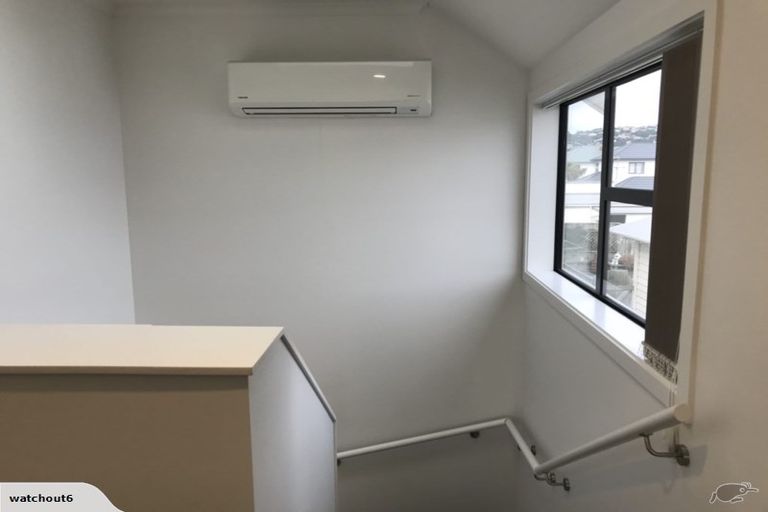 Photo of property in 42a Stone Street, Miramar, Wellington, 6022