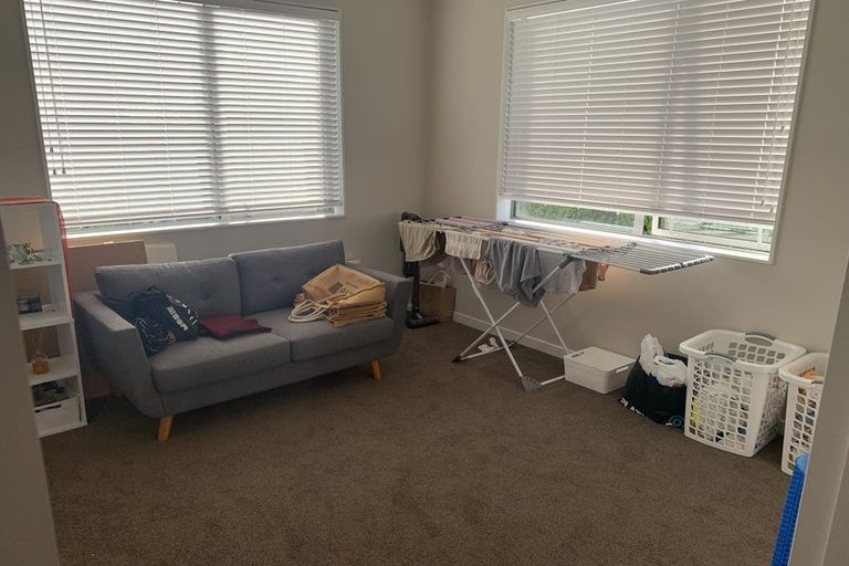 Photo of property in 82 Admirals Court Drive, Greenhithe, Auckland, 0632