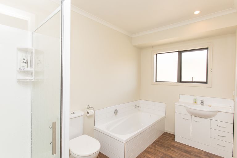 Photo of property in 33 D'archiac Drive, Lake Tekapo, 7999