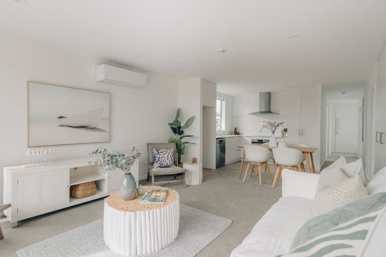 Photo of property in 8 Anawhata Lane, Papamoa, 3118