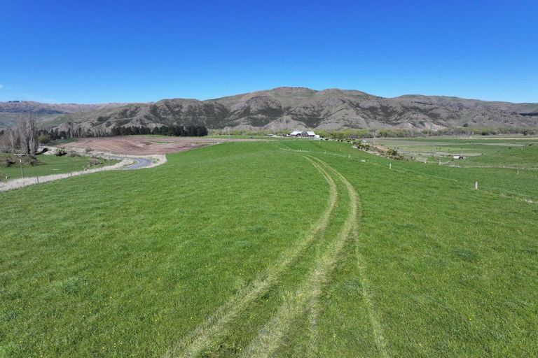 Photo of property in 385 Leader Road West, Waiau, 7395