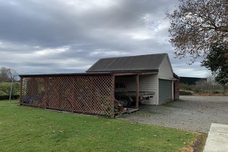 Photo of property in 142 Winchester Hanging Rock Road, Temuka, 7985