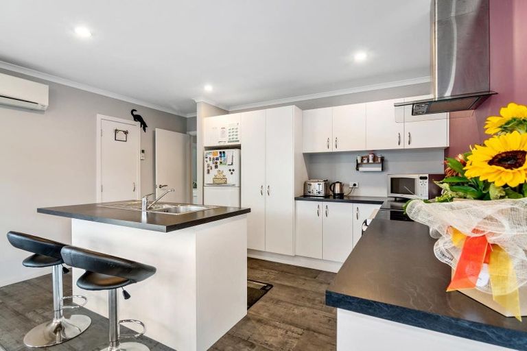 Photo of property in 17 Hammill Grove, Stoke, Nelson, 7011