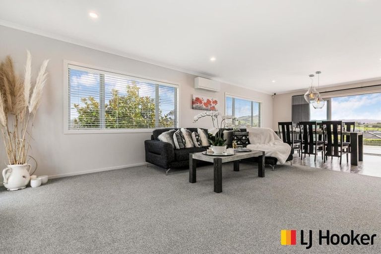 Photo of property in 12 Harriet Johnston Drive, Pokeno, 2402