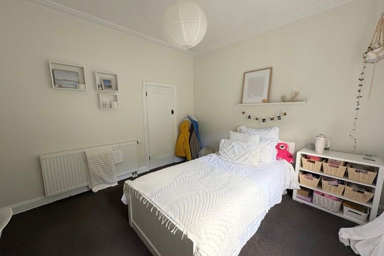 Photo of property in 26 Waitohu Road, York Bay, Lower Hutt, 5013