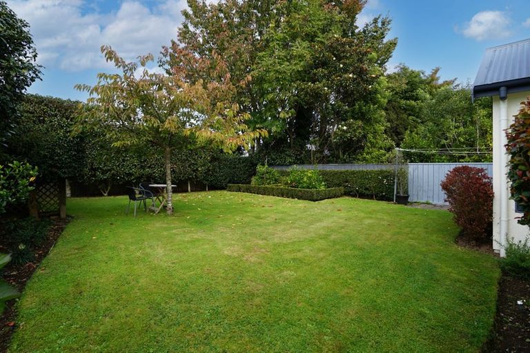 Photo of property in 66 Sandwich Road, St Andrews, Hamilton, 3200