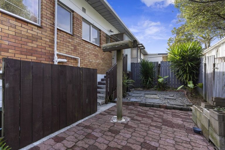 Photo of property in 3/1 Botany Road, Howick, Auckland, 2010