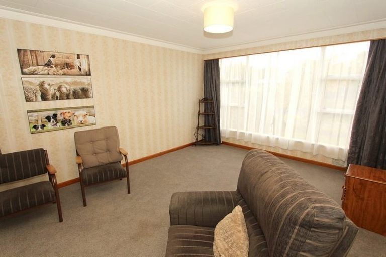 Photo of property in 41 Nichol Street, Heidelberg, Invercargill, 9812