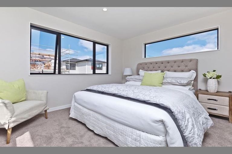 Photo of property in 47 Greenfinch Road, Hobsonville, Auckland, 0616