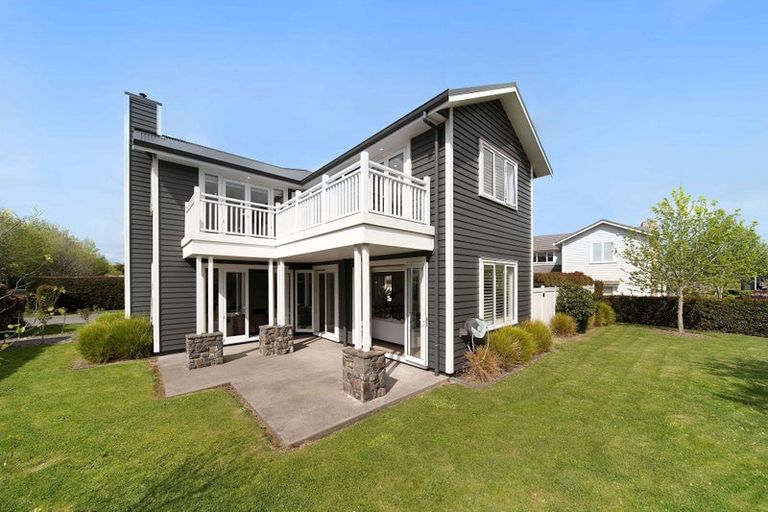 Photo of property in 19 Hinau Road, Karaka, Papakura, 2113