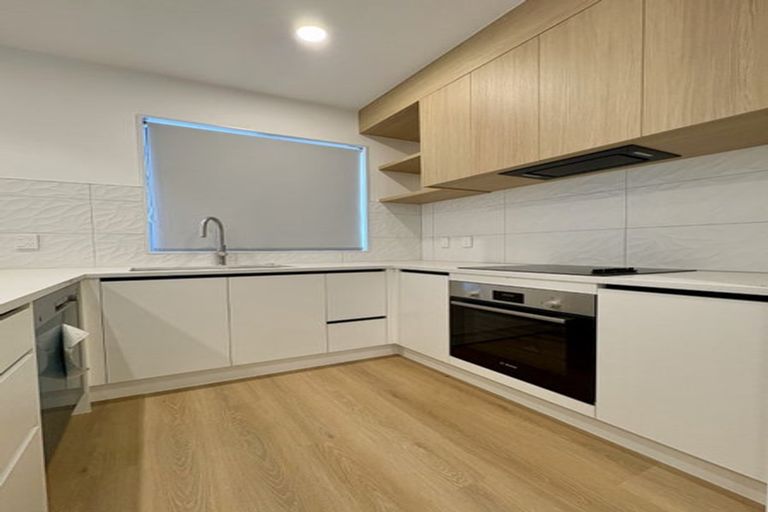 Photo of property in 14c Elcoat Avenue, Te Atatu South, Auckland, 0610