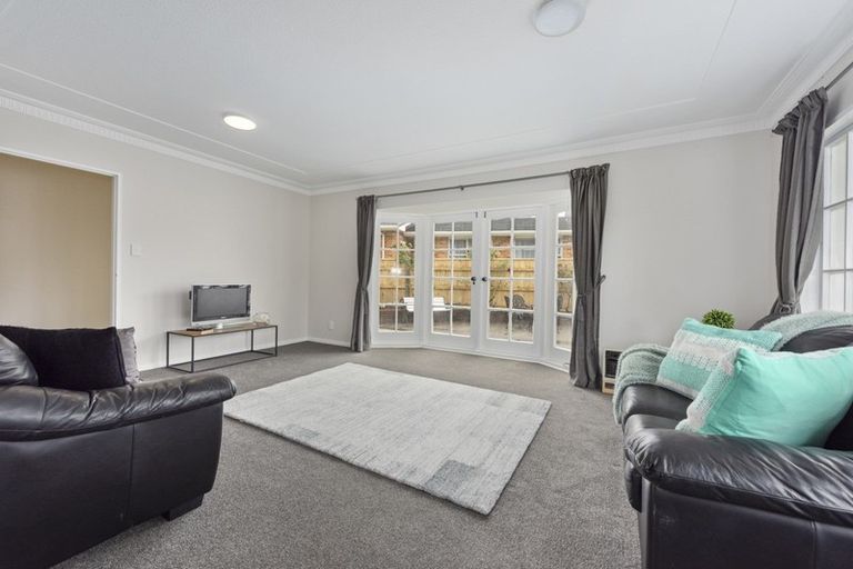 Photo of property in 13 Akron Grove, Totara Park, Upper Hutt, 5018