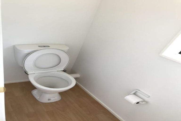 Photo of property in 8/177 Onewa Road, Birkenhead, Auckland, 0626