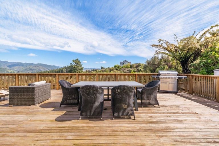 Photo of property in 66 Mount Marua Way, Timberlea, Upper Hutt, 5018