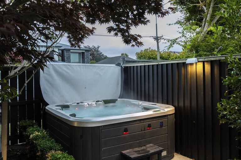 Photo of property in 486 Ilam Road, Bryndwr, Christchurch, 8052