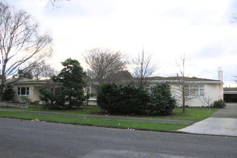 Photo of property in 14 Guy Avenue, Takaro, Palmerston North, 4410