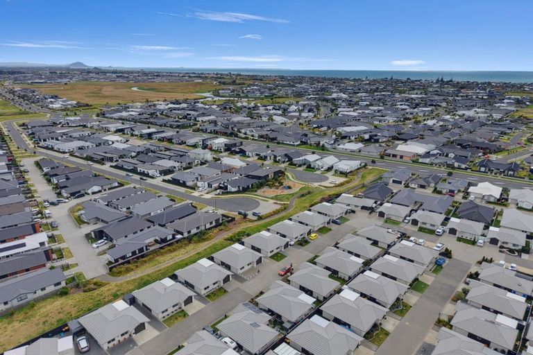 Photo of property in 27 Arrow Close, Papamoa, 3118