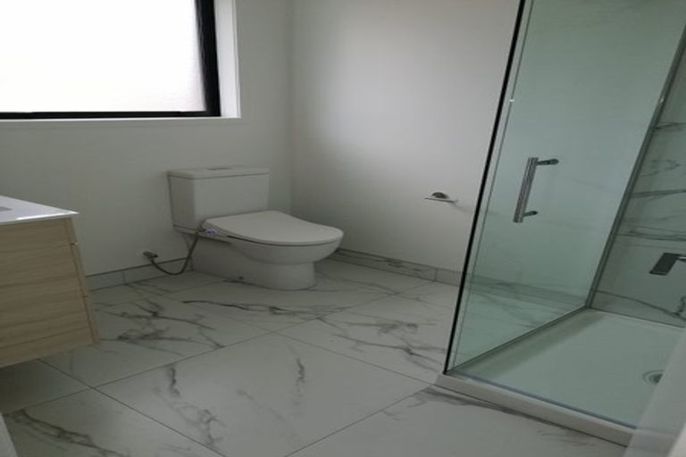 Photo of property in 7/29 Waiwhetu Road, Waiwhetu, Lower Hutt, 5010