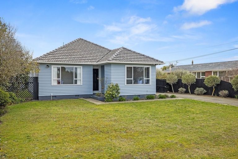 Photo of property in 29 Sylvia Street, Parklands, Christchurch, 8083