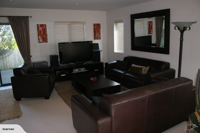 Photo of property in 35/22 Northcross Drive, Oteha, Auckland, 0632