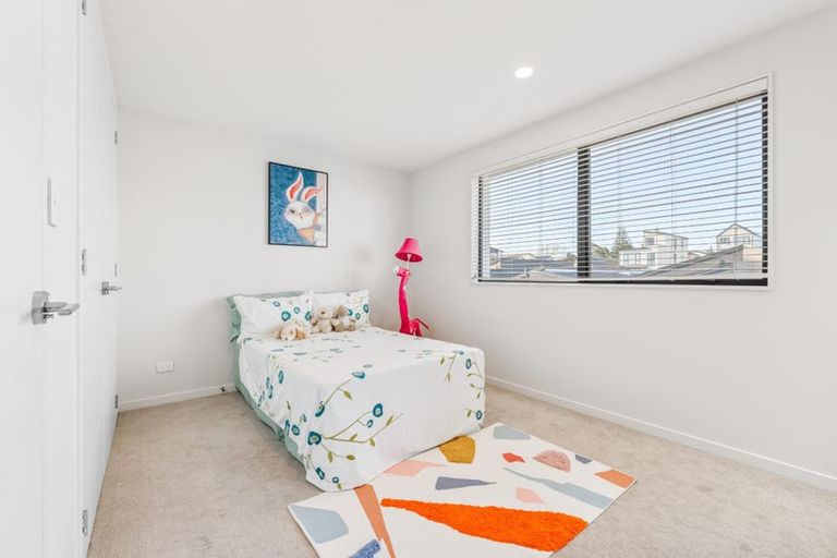 Photo of property in 117 Tarapuka Road, Westgate, Auckland, 0814