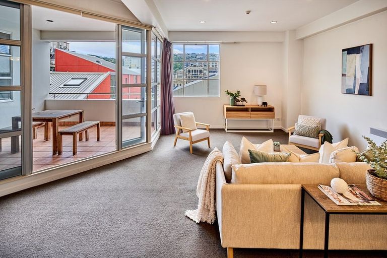 Photo of property in Atlas House, 6/22 Ghuznee Street, Te Aro, Wellington, 6011