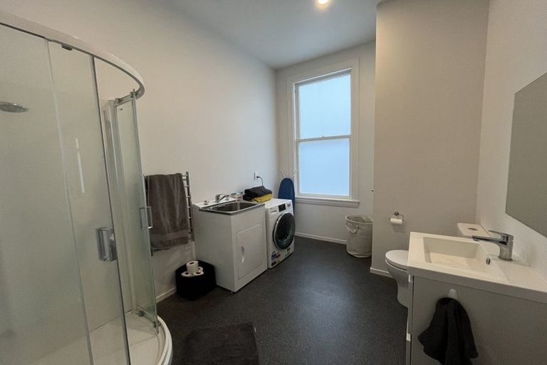 Photo of property in 2 Konini Road, Titirangi, Auckland, 0604