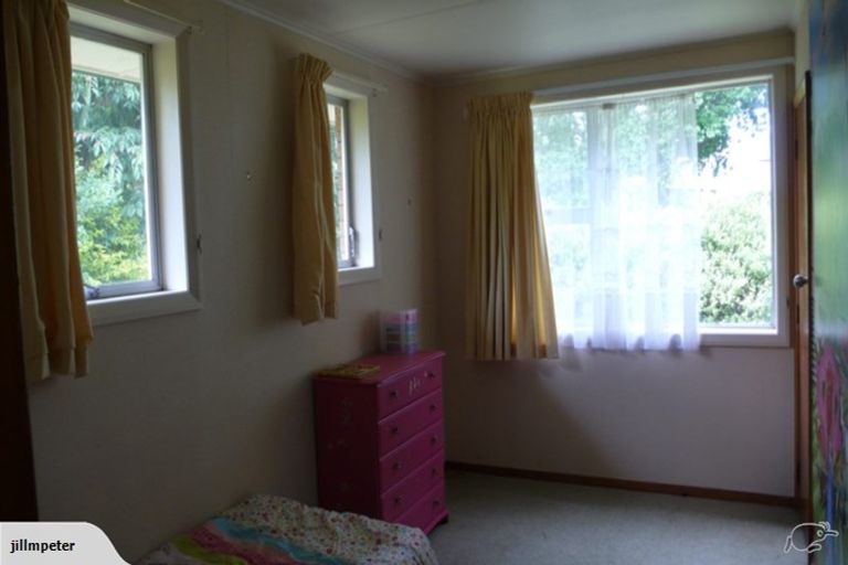 Photo of property in 43 Rutherford Street, Chedworth, Hamilton, 3210