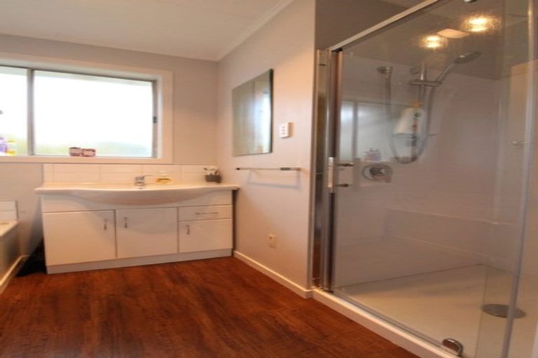 Photo of property in 19 Grange Street, Winton, 9720