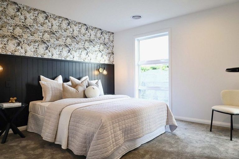 Photo of property in 92 Freedom Drive, Kelvin Grove, Palmerston North, 4470