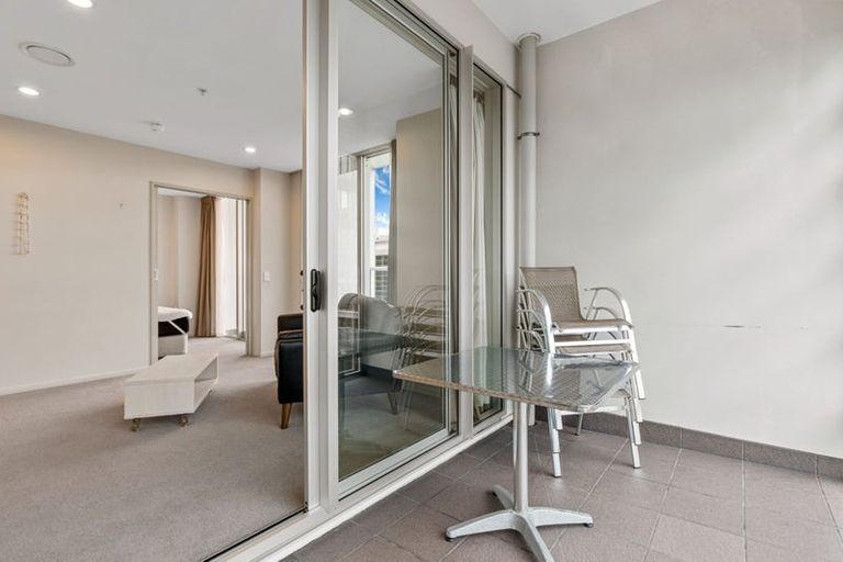 Photo of property in Proximity Apartments, 408/17 Osterley Way, Manukau, Auckland, 2104