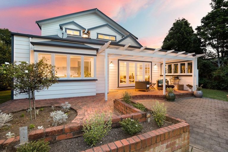 Photo of property in 22 Thornton Road, Cambridge, 3434