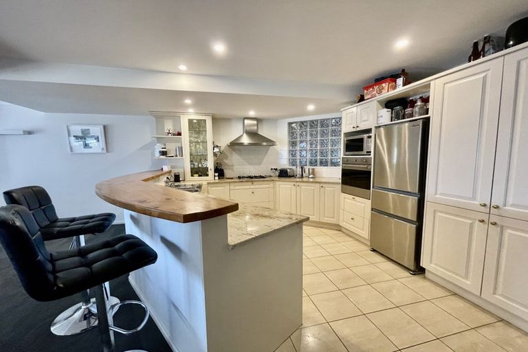 Photo of property in 13/22 Oriental Terrace, Oriental Bay, Wellington, 6011